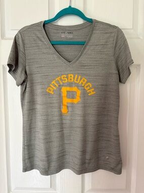 Under Armour Pittsburgh Pirates V-Neck Women's Tee in Gray with Yellow Logo